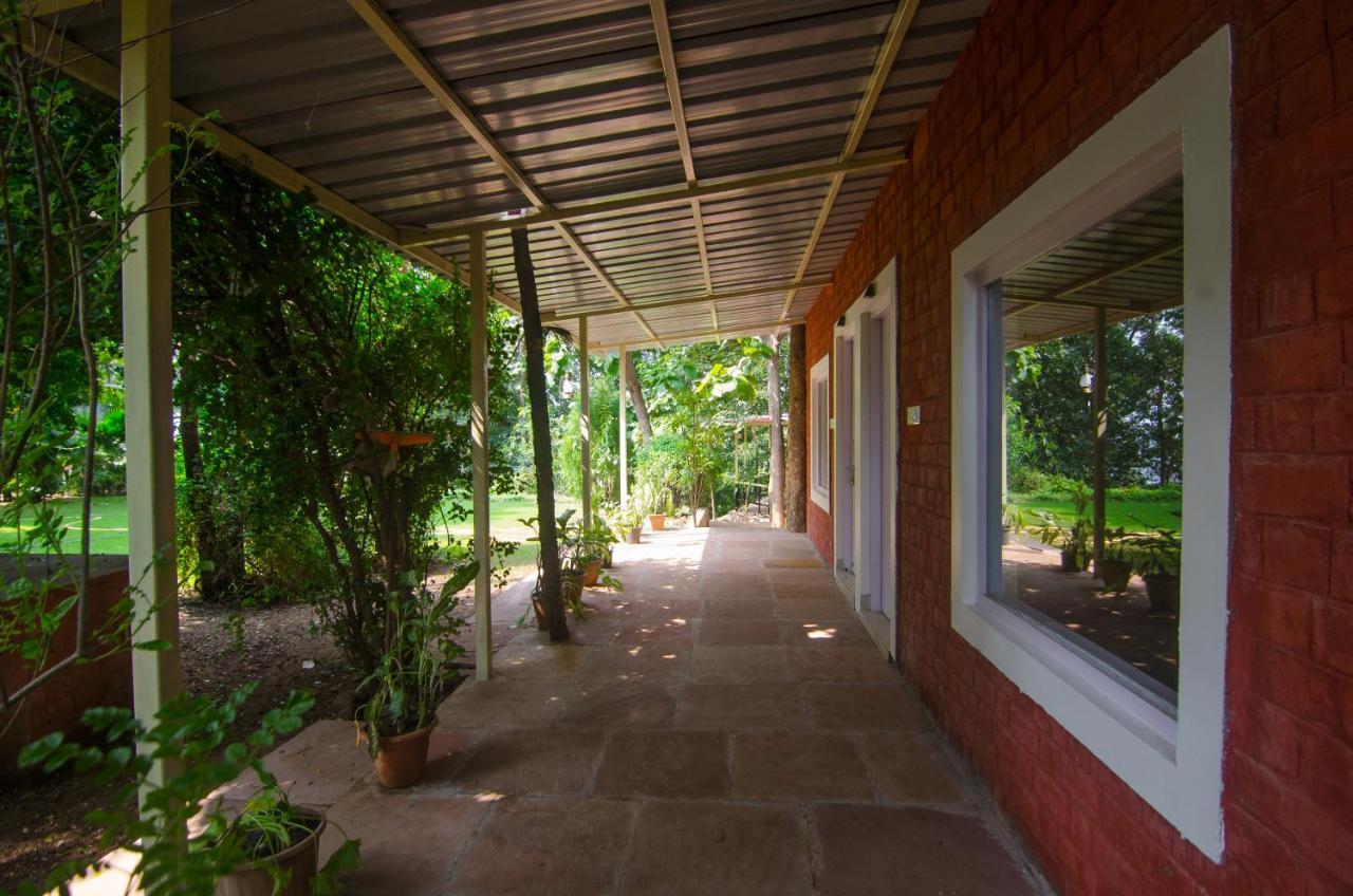 Kolar Jungle Retreat Hotel Lawa Khadi Exterior foto